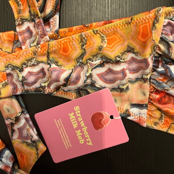 NEVER WORN: STRAWBERRY MILK MOB | Tiger Tail Top | Size S - Picture 4 of 6